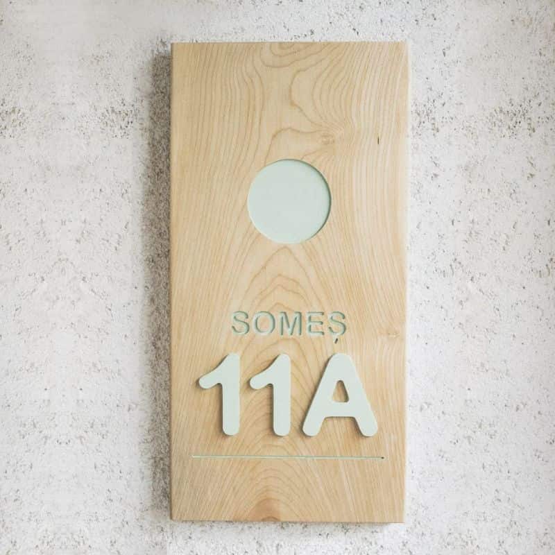 Număr pentru casă, din lemn masiv de fag