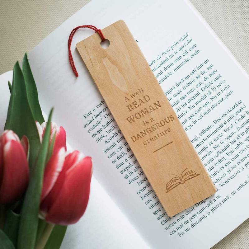Semne de carte din lemn de mesteacăn, gravate cu mesaje personalizate Semne de carte din lemn de mesteacăn, gravate cu mesaje personalizate
