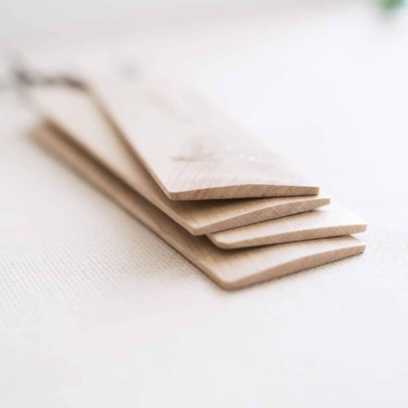 Semne de carte din lemn de paltin, cu mesaje magice Semne de carte din lemn de paltin, cu mesaje magice